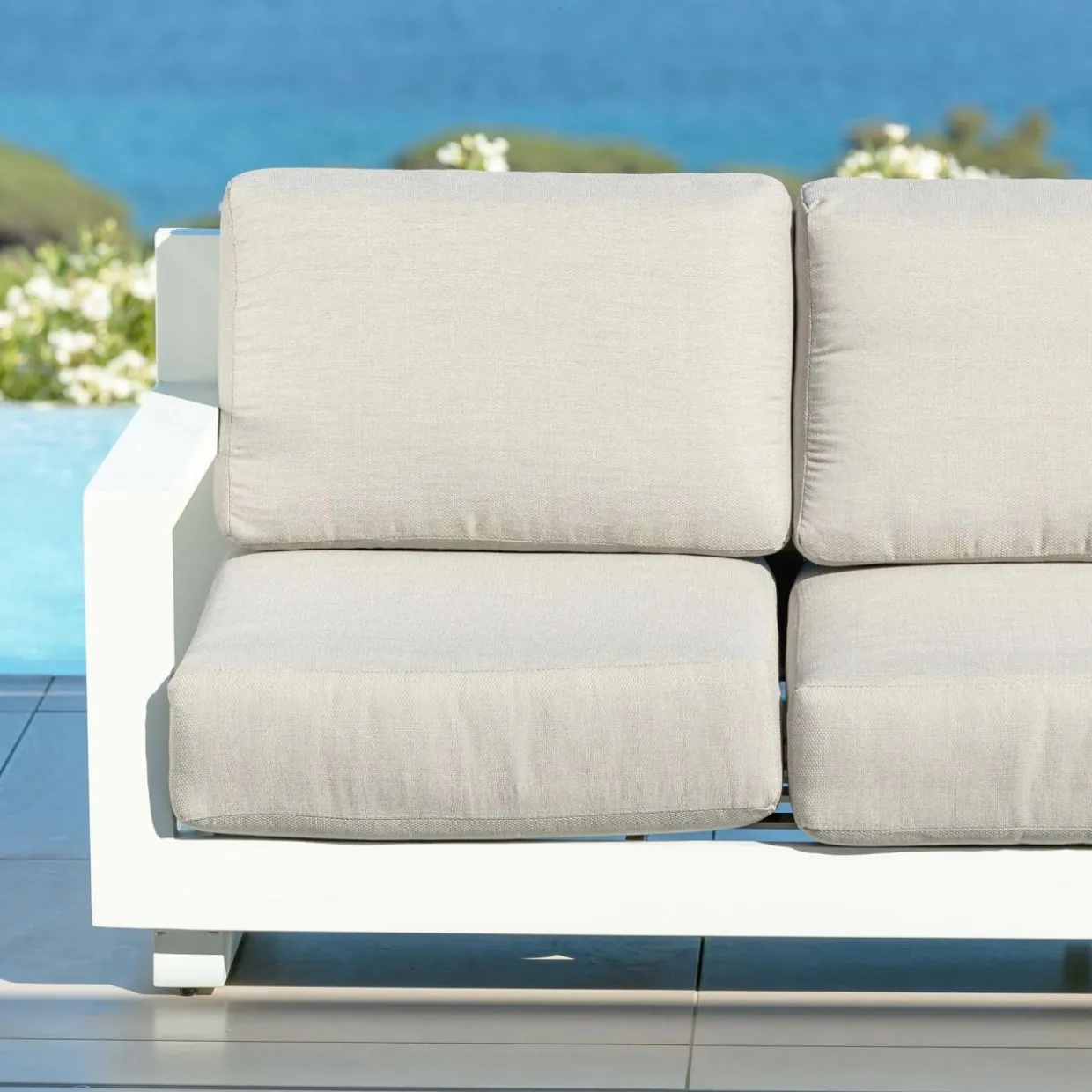 Canapé de jardin en aluminium 3 places Elba Blanc et taupe