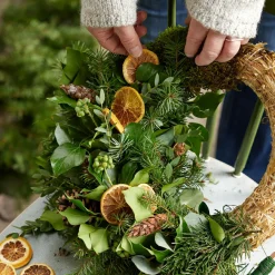 Couronne de Noël en paille (D35 cm) à décorer
