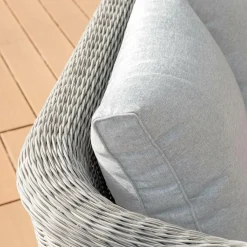 Fauteuil de jardin en résine tressée Calvi Gris clair