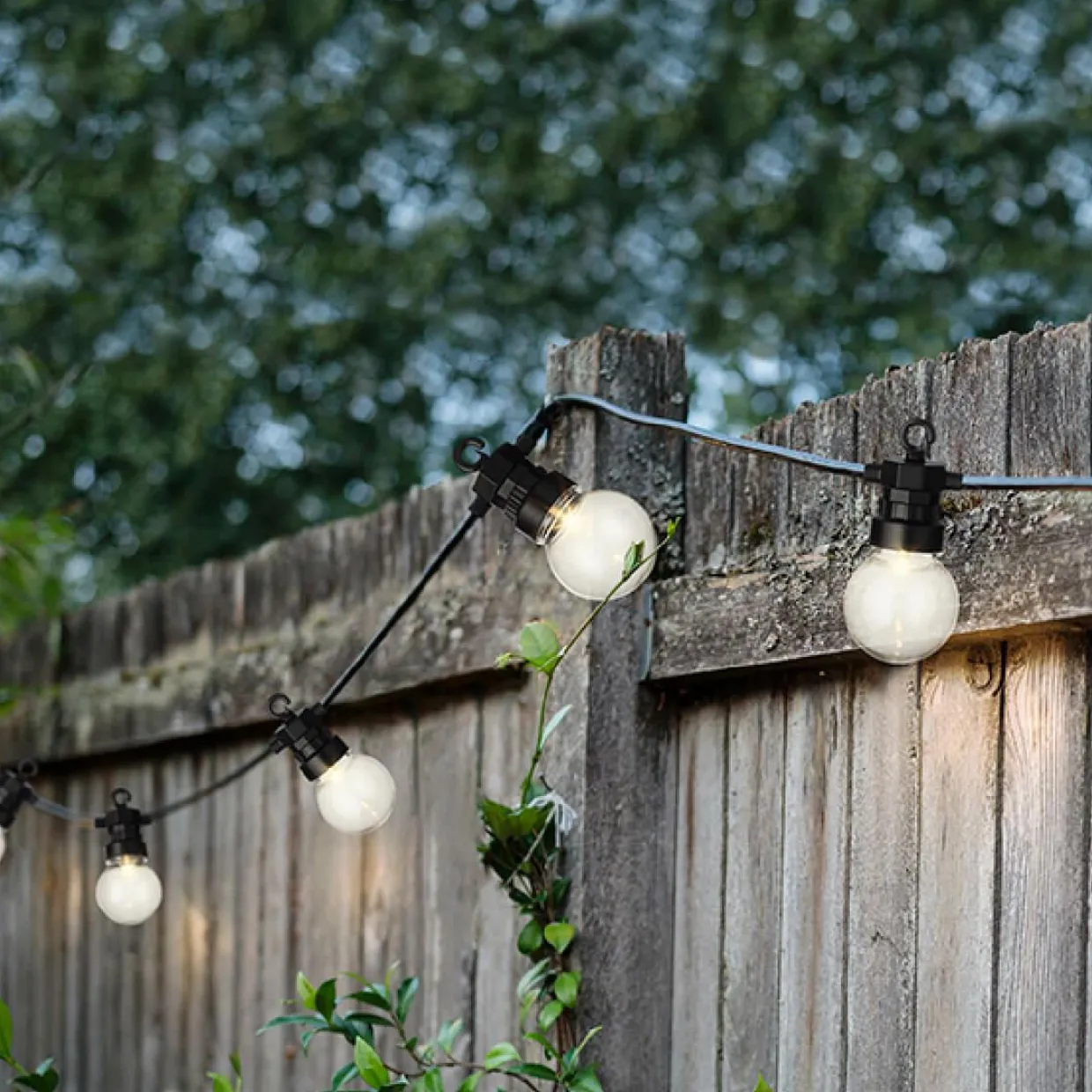 Guirlande lumineuse connectable jardin 9,5 m 20 LED Guinguette Garden Blanc chaud