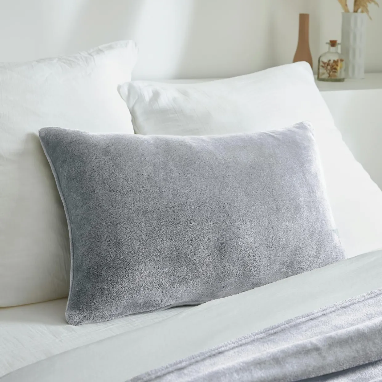 Housse de coussin rectangulaire flanelle (40 x 60 cm) Didou Gris clair