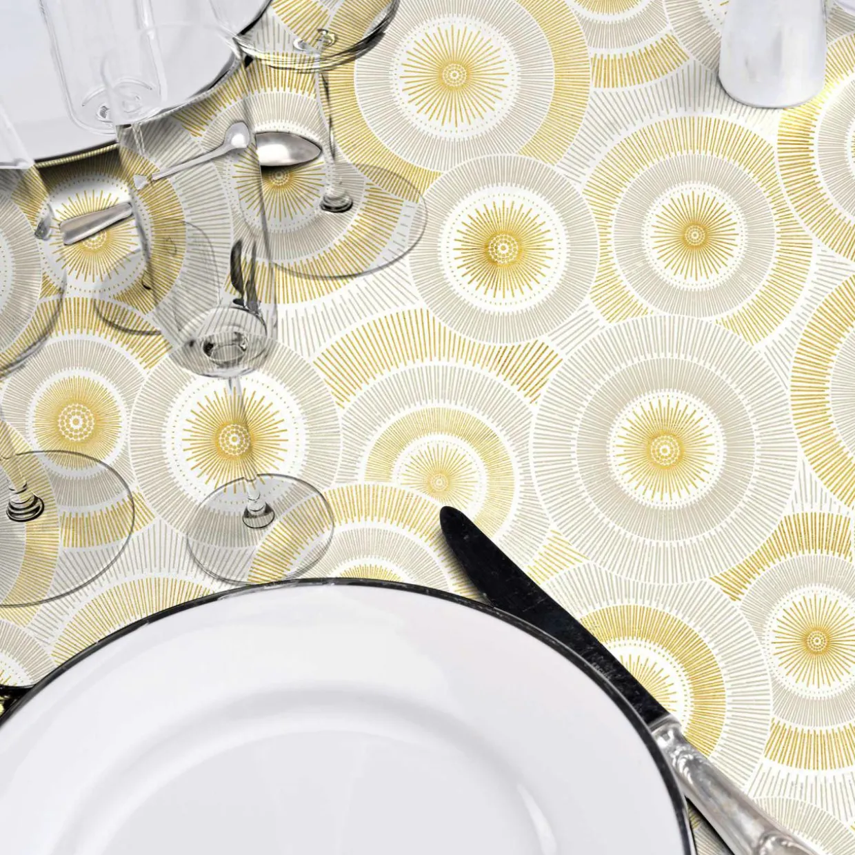 Nappe ronde antitache (180 cm) Eclipse Blanche