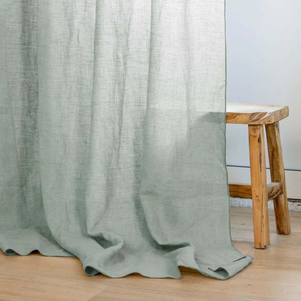 Rideau lin lavé ajustable (140 x max 270 cm) Louise Vert eucalyptus