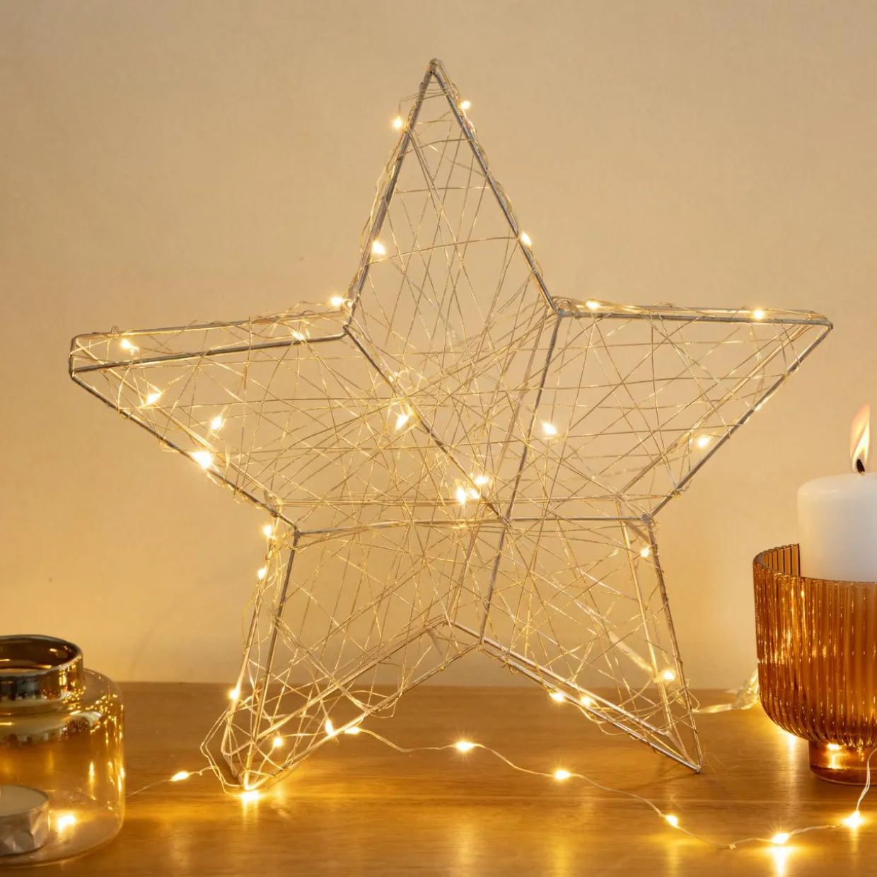 Étoile lumineuse à piles 30 LED (H30 cm) Antartica Blanc chaud
